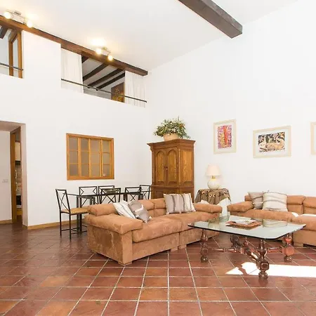 Bovari Apartment